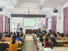 <strong>食安沁童心健康伴成长--岭背市场监管所</strong> 